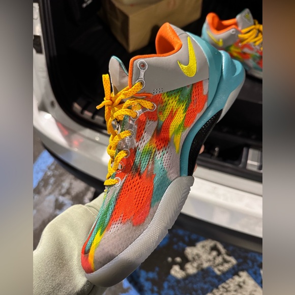 Nike Kobe 8 Protro Venice Beach Size 7y kids - Picture 4 of 6